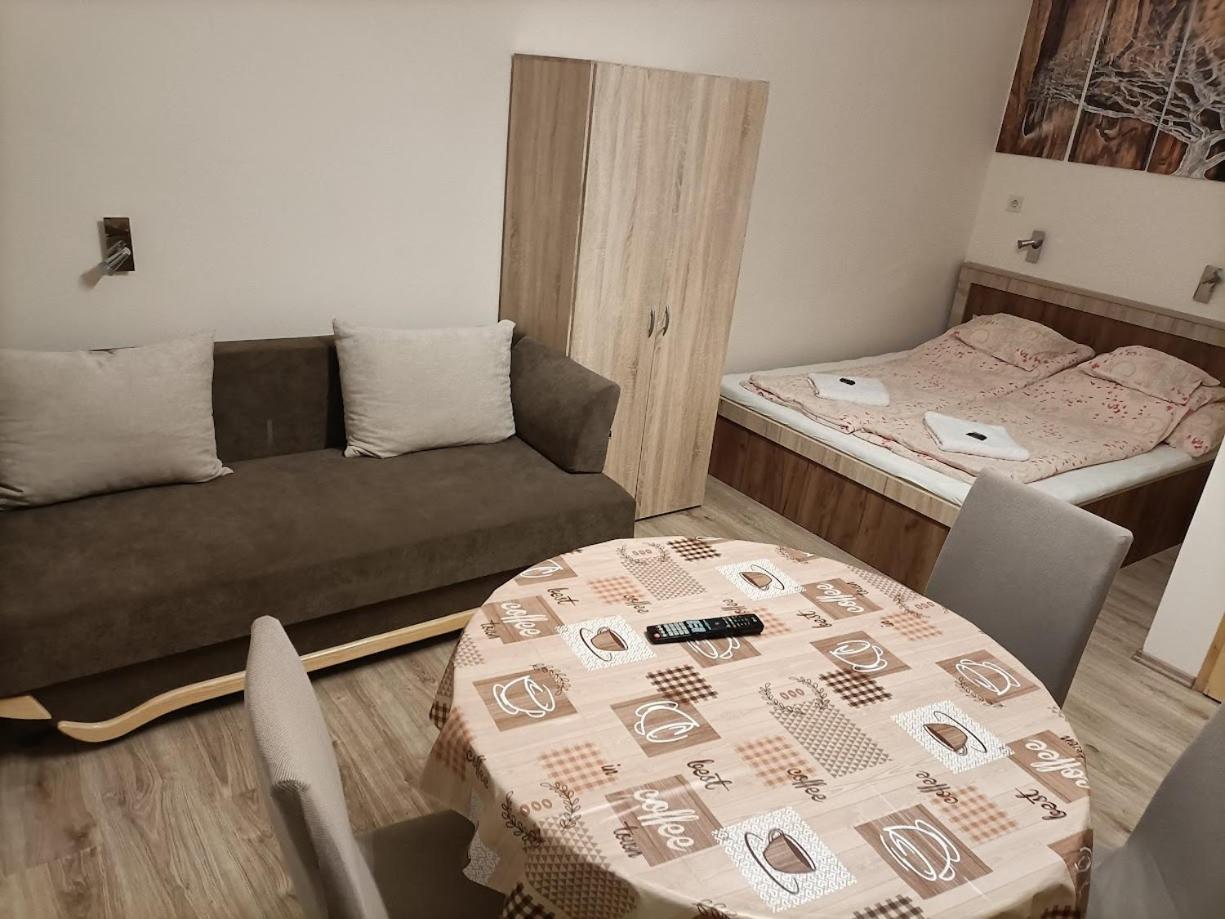 Elizabeth Apartman Makó Exterior foto